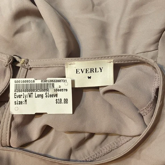 Ladies Dress shirt - Picture 4 of 5